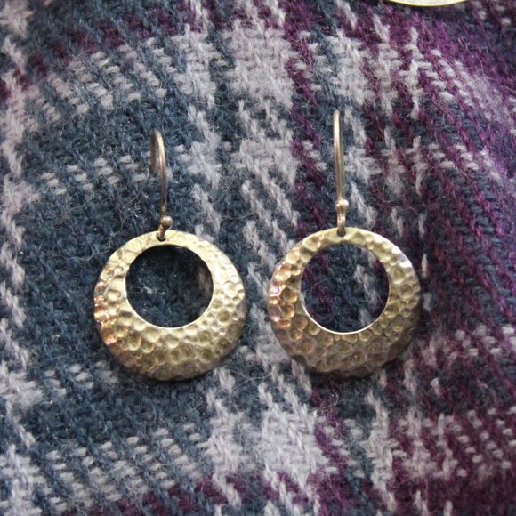 Lot of Three Silver-tone Pierced Earrings - Picture 3 of 5